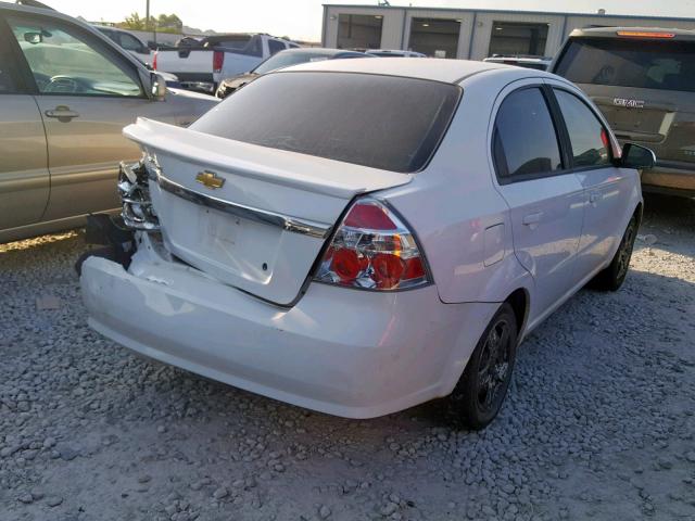 KL1TD5DE6AB050421 - 2010 CHEVROLET AVEO LS WHITE photo 4