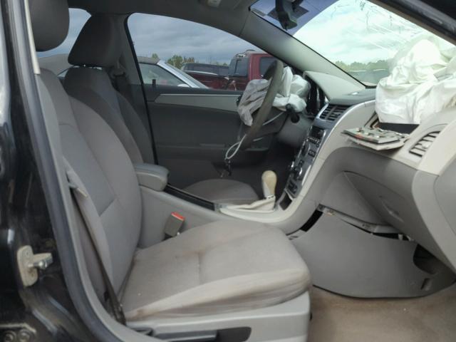 1G1ZB5EB0AF247180 - 2010 CHEVROLET MALIBU LS 黑色 照片 5