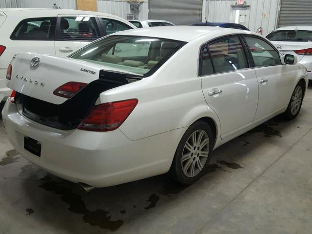 4T1BK36B78U300485 - 2008 TOYOTA AVALON XL WHITE photo 4