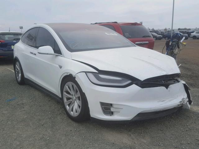 5YJXCAE25GF002361 - 2016 TESLA MODEL X WHITE photo 1