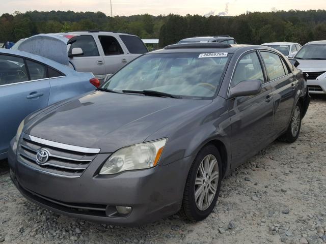 4T1BK36B46U067162 - 2006 TOYOTA AVALON XL CHARCOAL photo 2