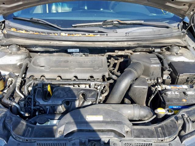 KNAFU4A26B5368983 - 2011 KIA FORTE EX GRAY photo 7