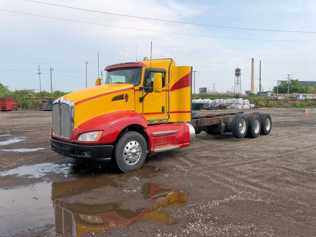 1XKADU9X39J237688 - 2009 KENWORTH CONSTRUCTI TWO TONE photo 3