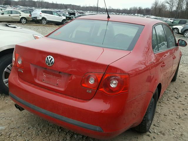 3VWPF71K67M087137 - 2007 VOLKSWAGEN JETTA 2.5 RED photo 4