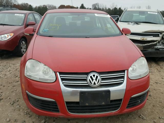 3VWPF71K67M087137 - 2007 VOLKSWAGEN JETTA 2.5 RED photo 9