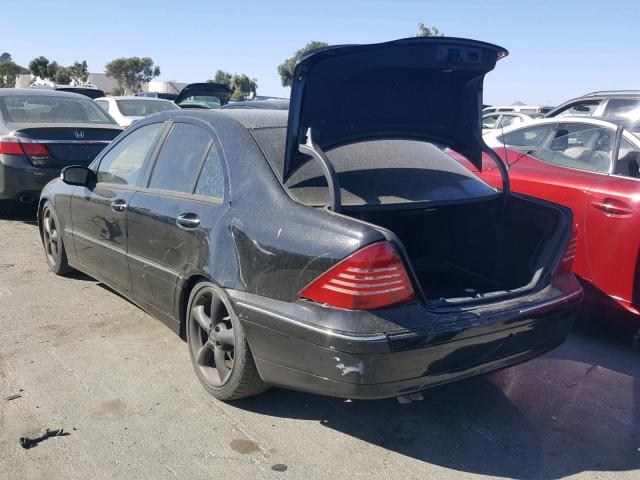 WDBRF61J33E012861 - 2003 MERCEDES-BENZ C 240 BLACK photo 3