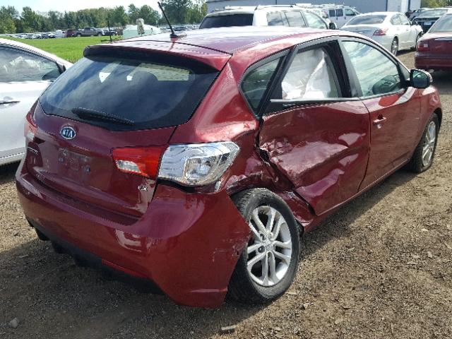 KNAFU5A2XB5325351 - 2011 KIA FORTE EX RED photo 4