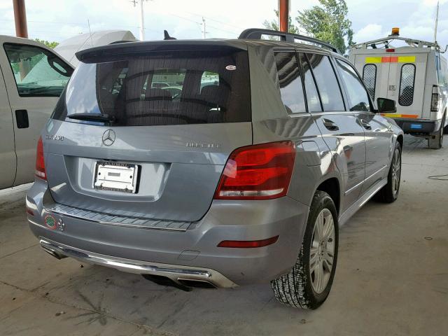 WDCGG0EB6DG086071 - 2013 MERCEDES-BENZ GLK 250 BL GRAY photo 4