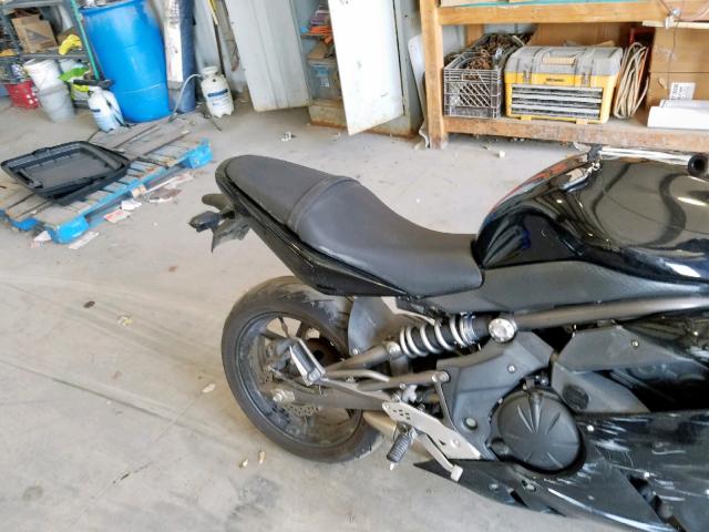 JKAEXEC149DA28535 - 2009 KAWASAKI EX650 C 黑色 照片 6