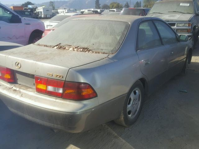 JT8BF28G2X5071328 - 1999 LEXUS ES 300 BEIGE photo 4