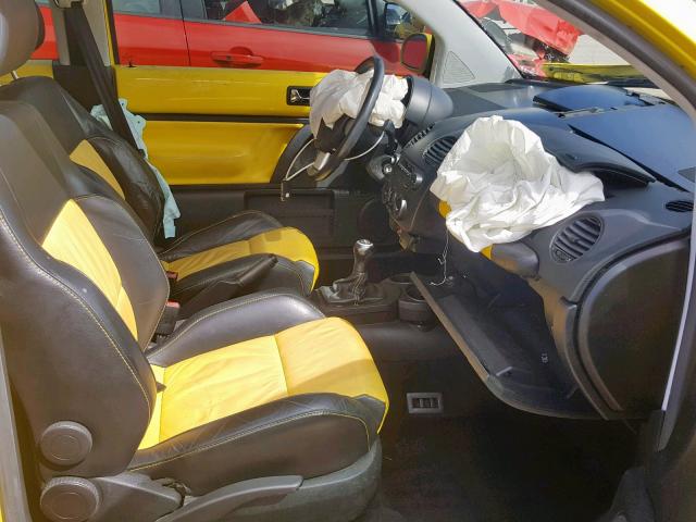 3VWCD21C52M449550 - 2002 VOLKSWAGEN NEW BEETLE 黄色 照片 5