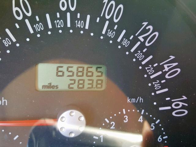 3VWCD21C52M449550 - 2002 VOLKSWAGEN NEW BEETLE 黄色 照片 8