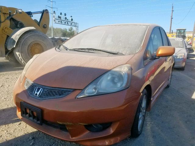 JHMGE8H42AC023106 - 2010 HONDA FIT SPORT ORANGE photo 2