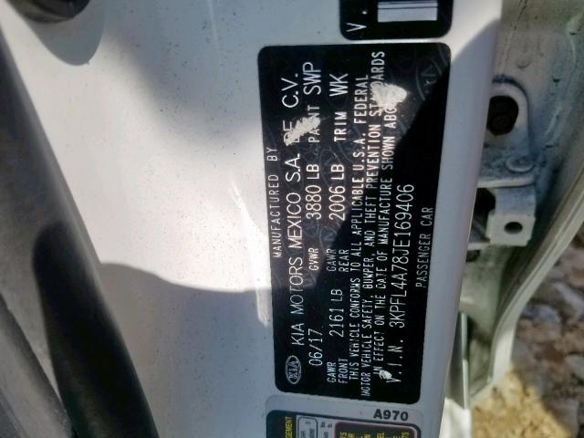 3KPFL4A78JE169406 - 2018 KIA FORTE LX WHITE photo 10