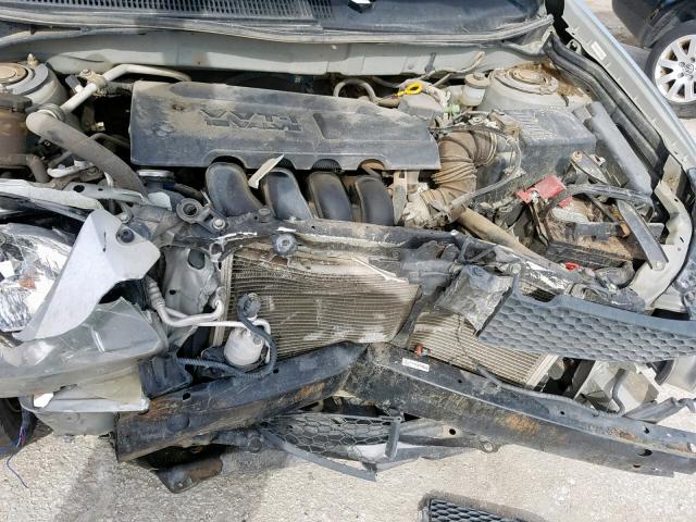 5Y2SL62893Z404095 - 2003 PONTIAC VIBE SILVER photo 7