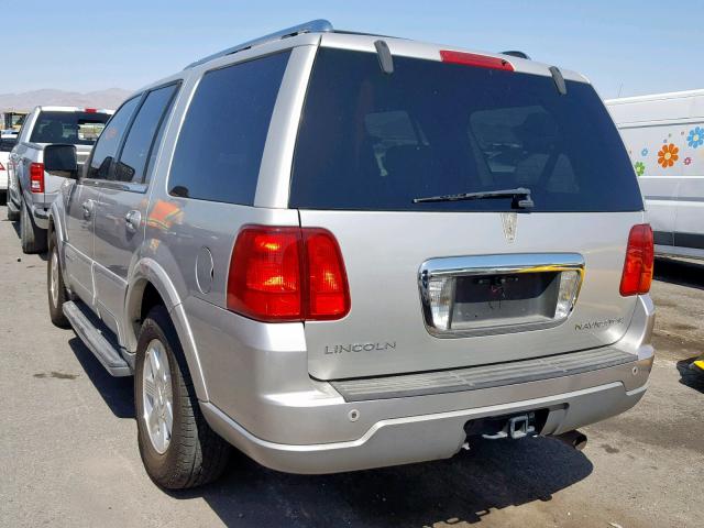5LMFU27R63LJ43755 - 2003 LINCOLN NAVIGATOR GRAY photo 3