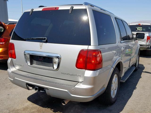 5LMFU27R63LJ43755 - 2003 LINCOLN NAVIGATOR GRAY photo 4