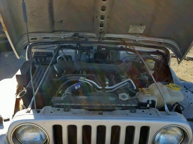 1J4FA39S35P363883 - 2005 JEEP WRANGLER X SILVER photo 7