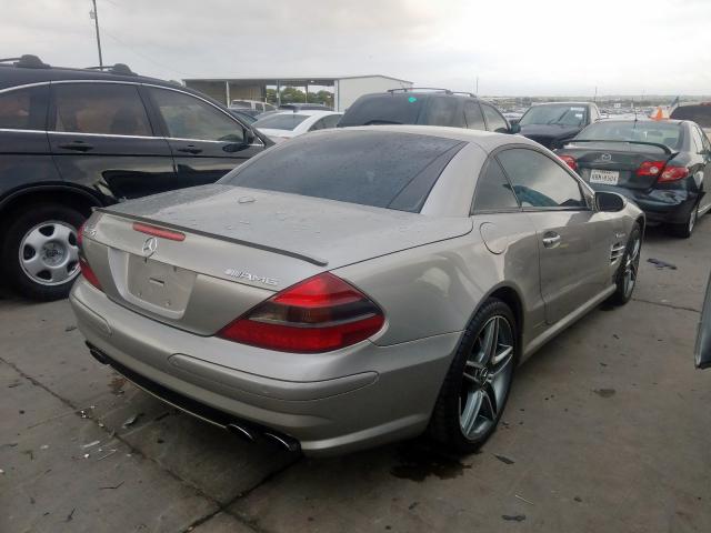 WDBSK74F06F111159 - 2006 MERCEDES-BENZ SL 55 AMG GRAY photo 4