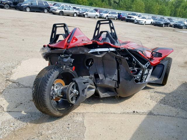 57XAAPFA9J8128404 - 2018 POLARIS SLINGSHOT RED photo 4