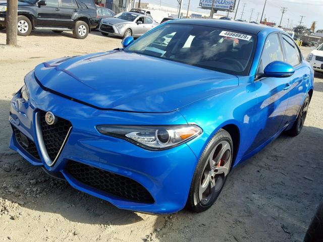 ZARFAEBN8H7561682 - 2017 ALFA ROMEO GIULIA BLUE photo 2