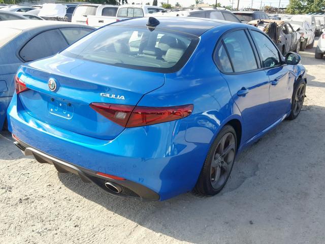 ZARFAEBN8H7561682 - 2017 ALFA ROMEO GIULIA BLUE photo 4