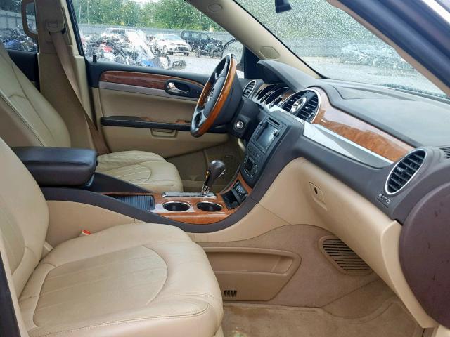 5GAKRDED7CJ210631 - 2012 BUICK ENCLAVE BROWN photo 5