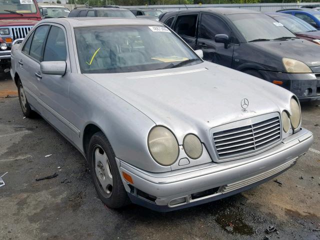 WDBJF72FXVA395642 - 1997 MERCEDES-BENZ E 420 SILVER photo 1