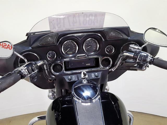 1HD1FV4197Y636106 - 2007 HARLEY-DAVIDSON FLHT BLACK photo 19