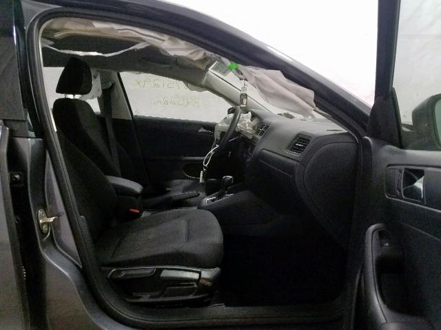 3VW2K7AJ2FM300922 - 2015 VOLKSWAGEN JETTA BASE GRAY photo 5