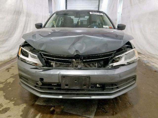 3VW2K7AJ2FM300922 - 2015 VOLKSWAGEN JETTA BASE GRAY photo 9