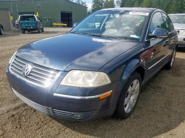 WVWAE63B75E039362 - 2005 VOLKSWAGEN PASSAT GLS BLUE photo 2