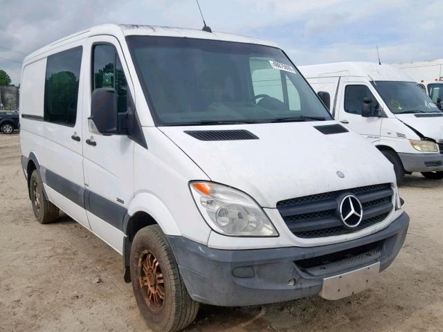 WD3PE7CC6B5543299 - 2011 MERCEDES-BENZ SPRINTER 2 WHITE photo 1