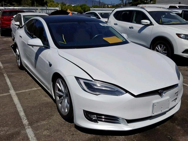 5YJSA1E25JF253579 - 2018 TESLA MODEL S أبيض صورة 1
