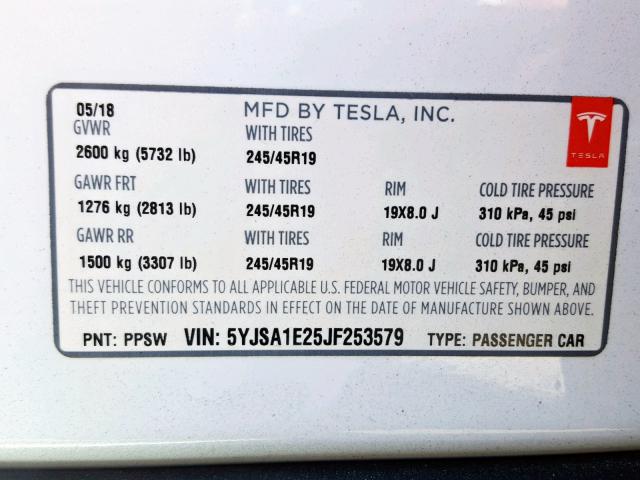 5YJSA1E25JF253579 - 2018 TESLA MODEL S أبيض صورة 10