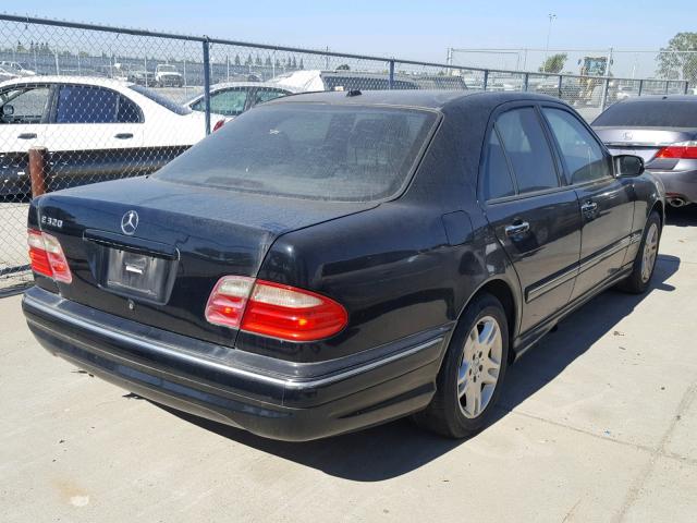 WDBJF65J61B332133 - 2001 MERCEDES-BENZ E 320 BLACK photo 4