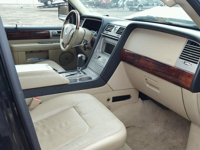 5LMFU28545LJ10249 - 2005 LINCOLN NAVIGATOR BLACK photo 5