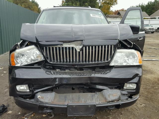 5LMFU28545LJ10249 - 2005 LINCOLN NAVIGATOR BLACK photo 7