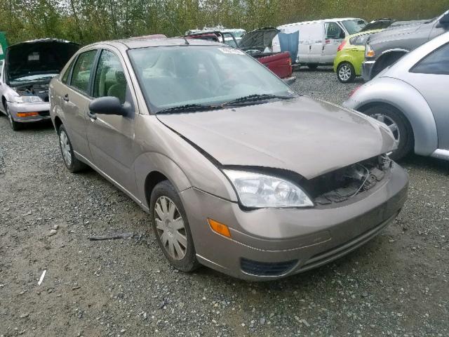 1FAFP34N95W163656 - 2005 FORD FOCUS ZX4 GOLD photo 1