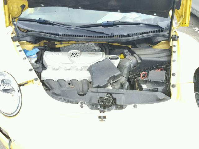 3VWPW3AG5AM008410 - 2010 VOLKSWAGEN NEW BEETLE 黄色 照片 7