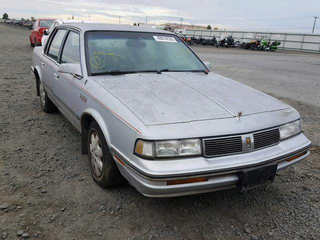 2G3AM5131J2321995 - 1988 OLDSMOBILE CUTLASS CI SILVER photo 1