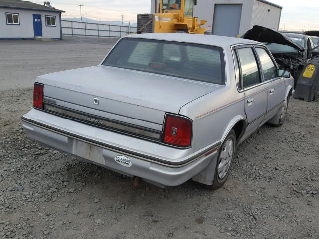 2G3AM5131J2321995 - 1988 OLDSMOBILE CUTLASS CI SILVER photo 4