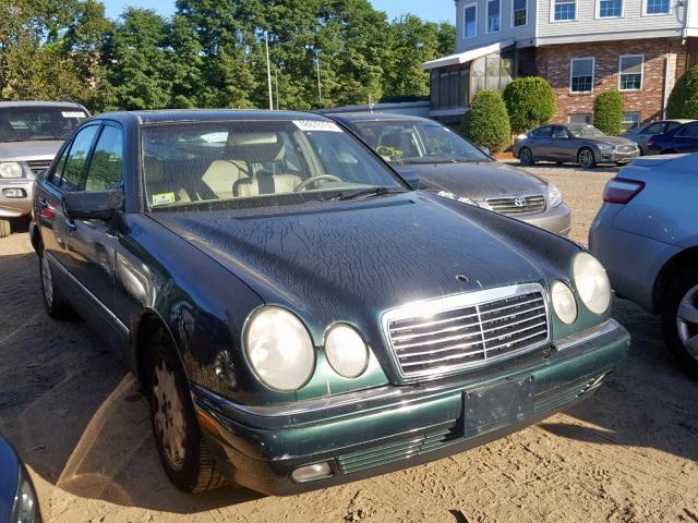 WDBJF65F7WA530552 - 1998 MERCEDES-BENZ E 320 GREEN photo 1