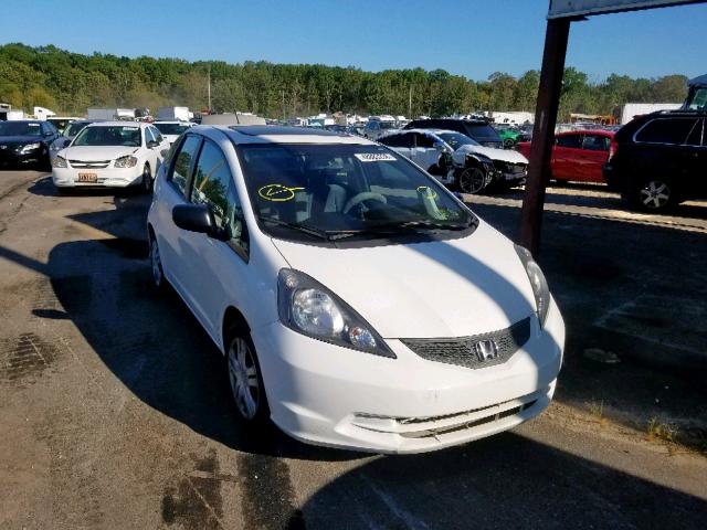 JHMGE8H29AC011081 - 2010 HONDA FIT WHITE photo 1