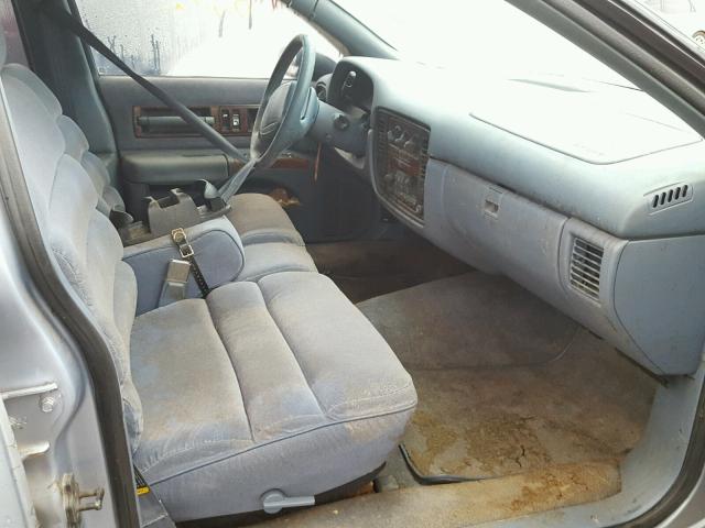 1G1BL82P4RR182909 - 1994 CHEVROLET CAPRICE CL BLUE photo 5