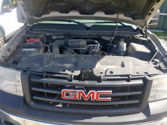 1GTEC14X68Z103392 - 2008 GMC SIERRA C15 SILVER photo 7