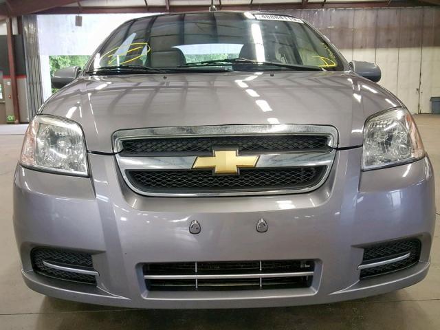 KL1TD56E79B608821 - 2009 CHEVROLET AVEO LS GRAY photo 9