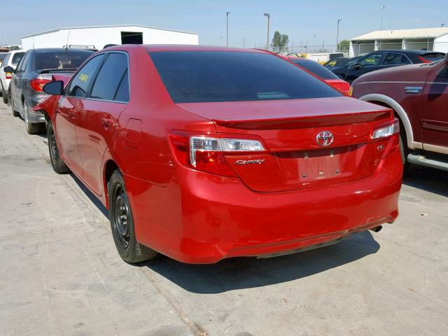 4T1BF1FK1CU576386 - 2012 TOYOTA CAMRY BASE RED photo 3