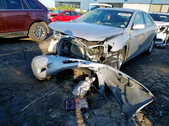 4T4BE46K69R086836 - 2009 TOYOTA CAMRY BASE SILVER photo 2
