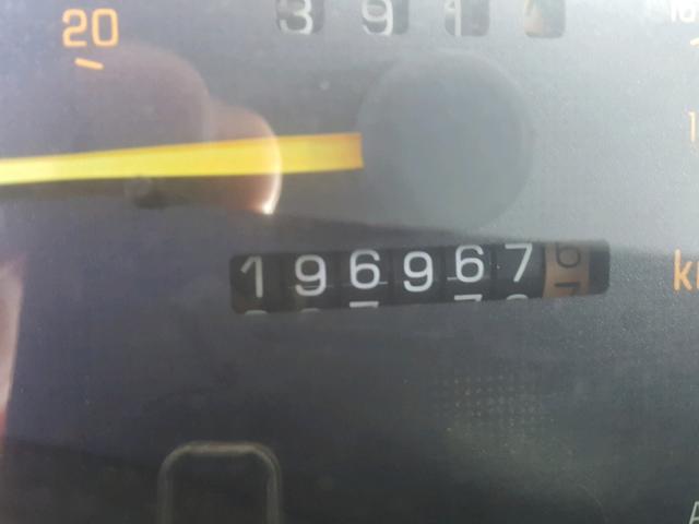 1G2WP52K81F159403 - 2001 PONTIAC GRAND PRIX GOLD photo 8